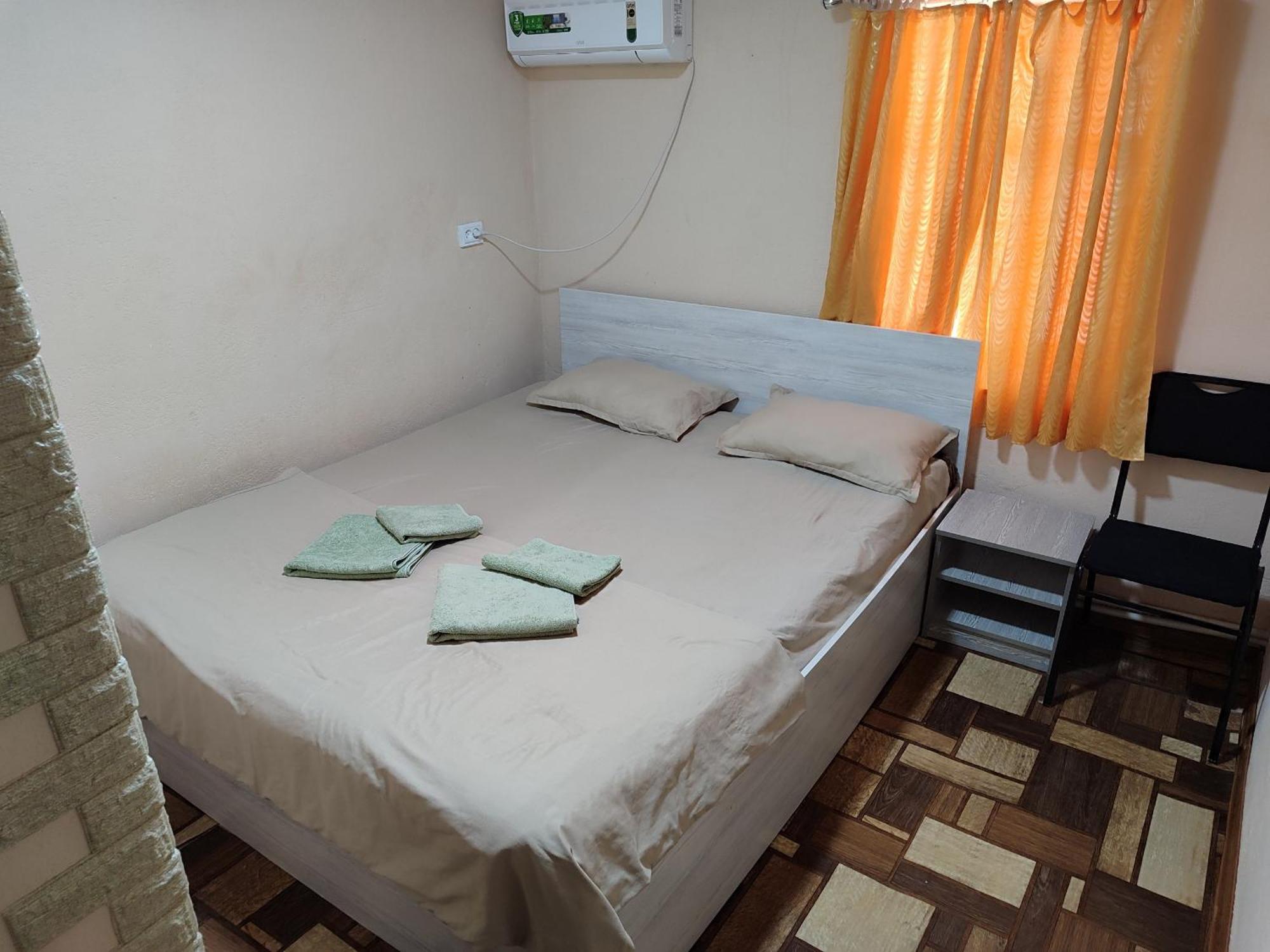 Family Guest House - Friends-J Νούκους Εξωτερικό φωτογραφία